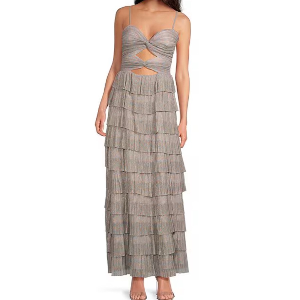 Gianni Bini Metallic Plisse Tiered Dress  Maxi Evening Gown Silver Size 10